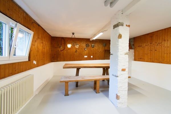 Casa di 5 locali con giardino e grottino 10