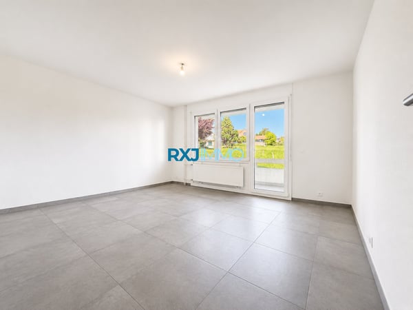 3.5 pièces rénové avec grand jardin privatif de 218 m² – disponible de suite 4