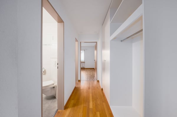 Attraktive 4.5-Zimmer-Wohnung mit Balkon und grosszügigem Grundriss 5