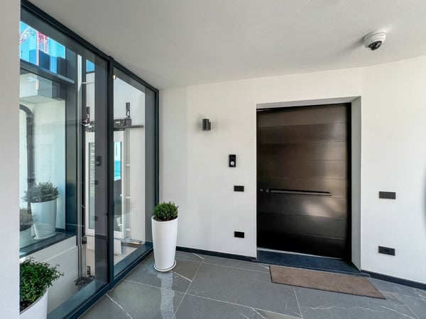 Villa contemporanea con piscina a sfioro e vista mare sulla Riviera ligure 42