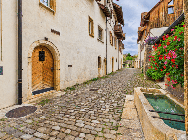 Historisches Bijou am Bielersee 2