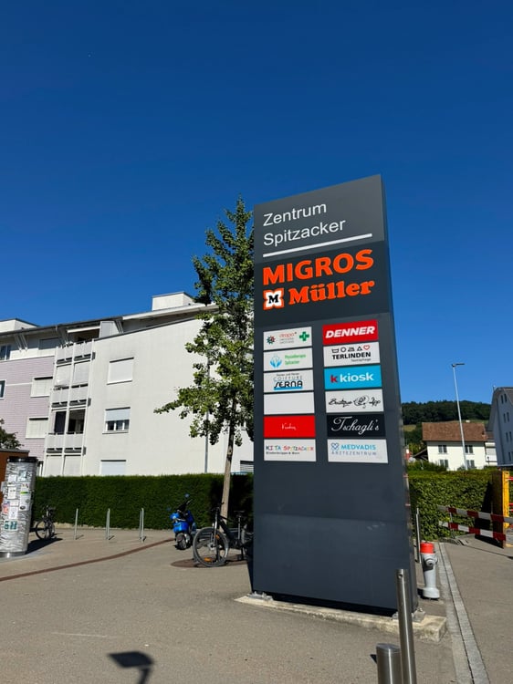 Helle Büro-/Gewerberäumlichkeiten an bester Lage in Urdorf 10
