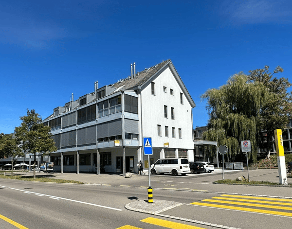 Helle Büro-/Gewerberäumlichkeiten an bester Lage in Urdorf 9