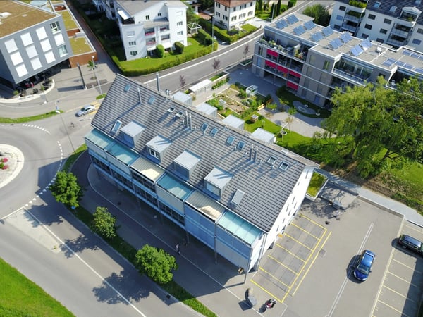 Helle Büro-/Gewerberäumlichkeiten an bester Lage in Urdorf 11