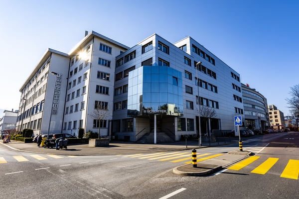 Gewerbe- & Büroflächen an Toplage in Luzern 1