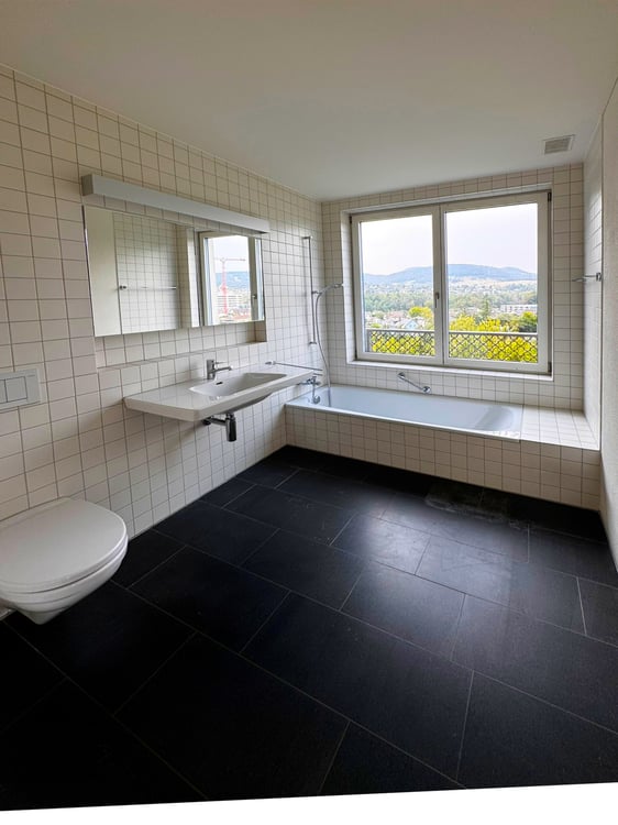 Exklusive 4½-Zimmer-Attikawohnung an Toplage in Aarau 7