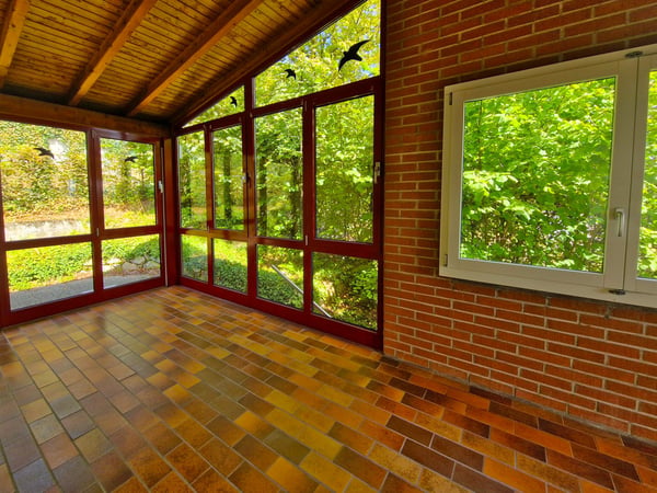 Grosszügiges 6-Zimmer-Einfamilienhaus mit viel Privatsphäre und Weitsicht in Biberstein 5