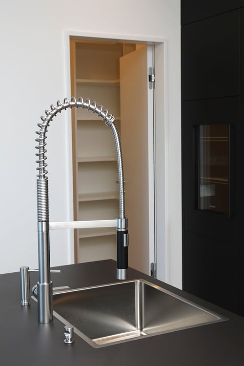 Oberwil Bestlage: Exklusive 6-Zimmer-Villa mit Pool, Garten & Einliegerwohnung 9