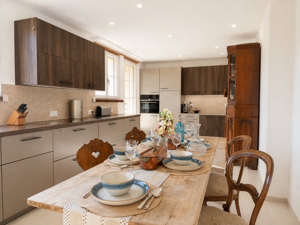 Einzigartige 14-Zimmer-Villa zur möblierten Miete in Metzerlen-Mariastein 9