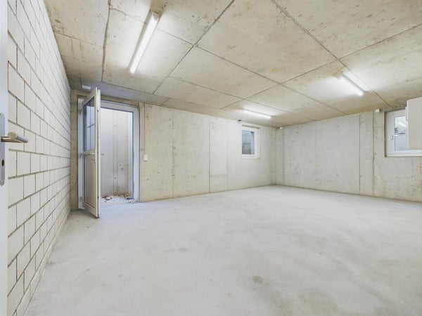 Wohnhaus mit 2 modernen Wohnungen  und viel Platz für Ihre Tiere 19