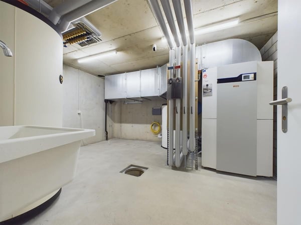 Wohnhaus mit 2 modernen Wohnungen  und viel Platz für Ihre Tiere 21