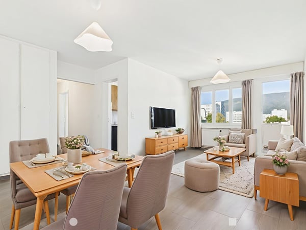 Appartement 3 pièces rénové avec vue panoramique à Biel 1