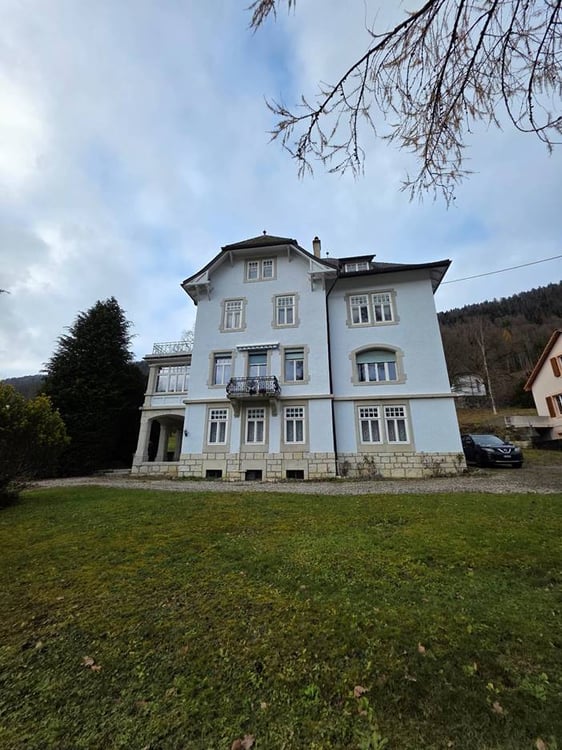 Maison de maître au cœur du Jura bernois 1