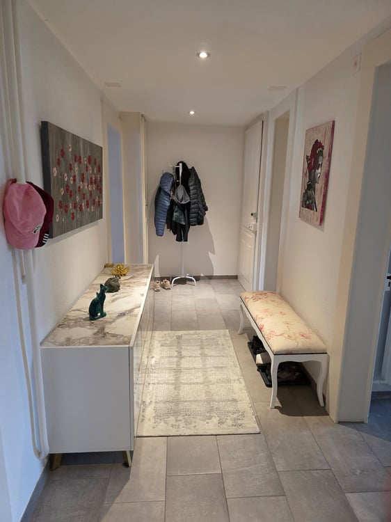 Charmant appartement de 2 pièces rénové avec balcon – La Chaux-de-Fonds 3