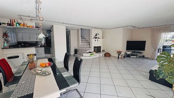 Mehrfamilienhaus mit Gastronomiebetrieb und Einfamilienhaus 14