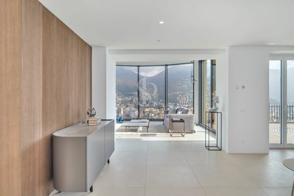 Attico duplex con vista lago 3