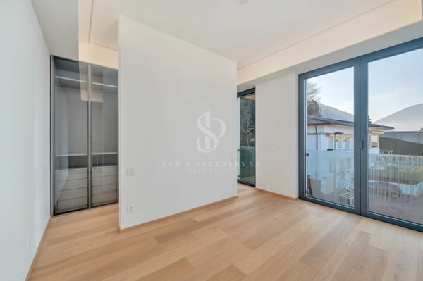 Atticco con vista lago 8