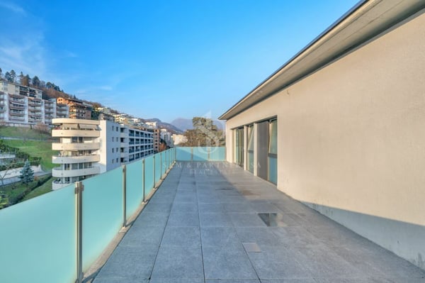 Soleggiato Attico in città 5