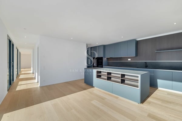 Nuova Villa con vista lago 9