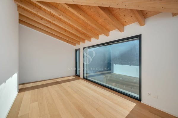 Nuova Villa con vista lago 14