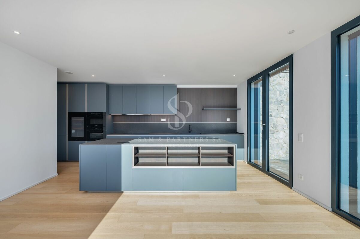 Nuova Villa con vista lago
