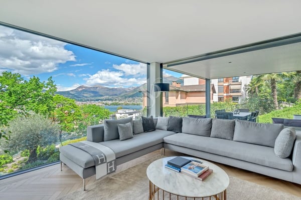 Moderno appartamento con vista lago a Paradiso