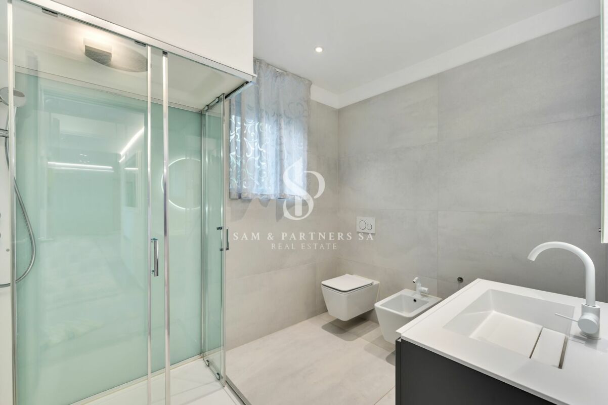 Appartamento con vista lago arredato copia