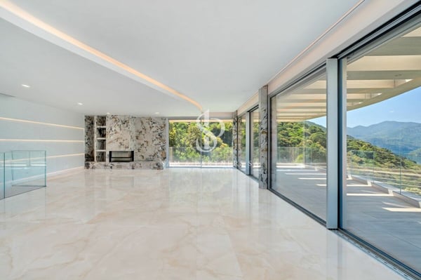 Nuova con vista lago 12