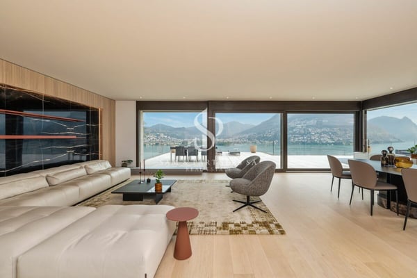 Eleganza e privacy con vista lago 7
