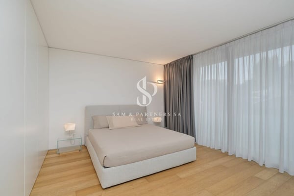 Vivere in centro città a Paradiso 11