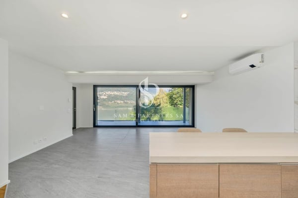 Appartamento con vista lago 3