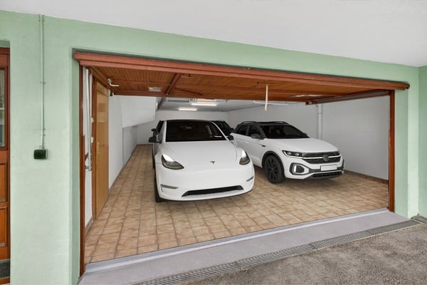 Charmantes Landhaus mit Aussenpool und Autohalle für 4 Personenwagen 8
