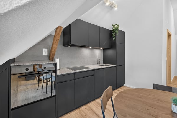 Möblierte Dachwohnung an ruhiger, sonniger Lage 6
