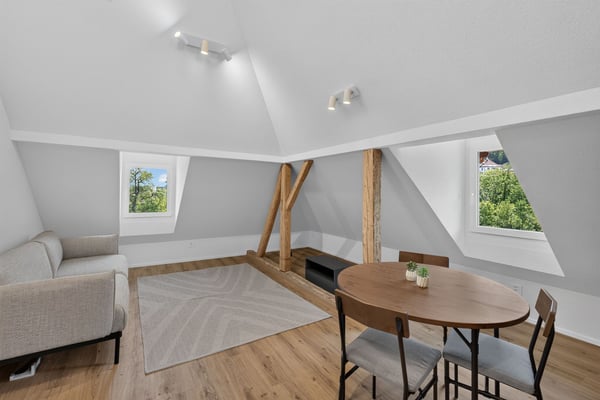 Möblierte Dachwohnung an ruhiger, sonniger Lage 4