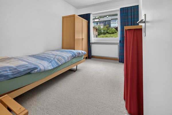 Sonniges 3.5-Zimmer-Feriendomizil mit Bergsicht, Loipe und Skilift vor der Tür 9