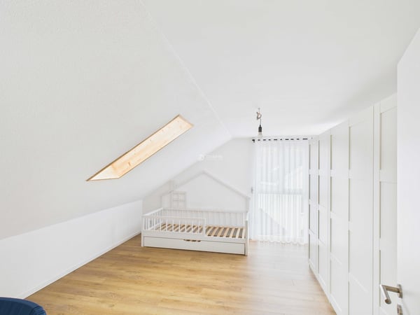 3-Familienhaus, saniert 2021, mit 2 Garagen in Trimbach 9