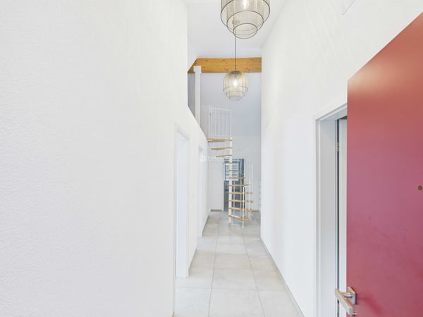 3-Familienhaus, saniert 2021, mit 2 Garagen in Trimbach 11