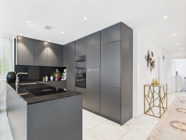 Moderne 4.5-Zi.-Wohnung mit Balkon & 2 TG in Ottenbach kaufen 12