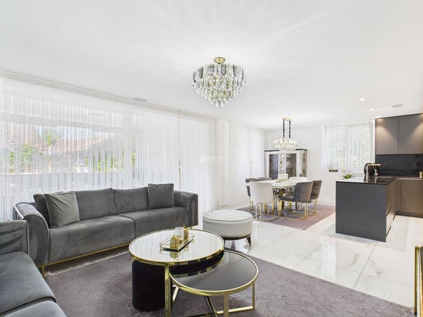 Moderne 4.5-Zi.-Wohnung mit Balkon & 2 TG in Ottenbach kaufen 9