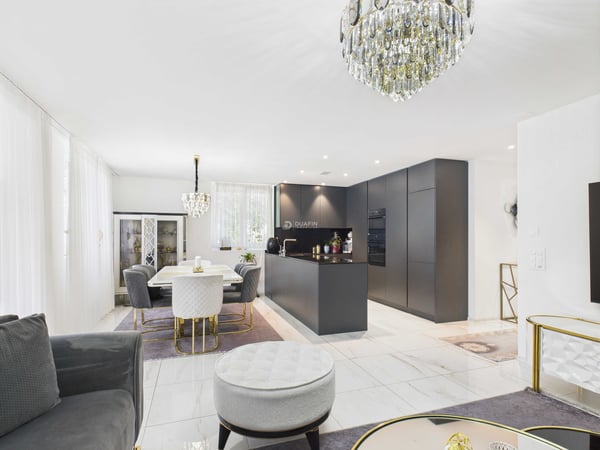 Moderne 4.5-Zi.-Wohnung mit Balkon & 2 TG in Ottenbach kaufen 1