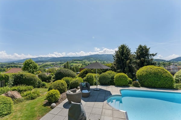 EN EXCLUSIVITE - Une propriété d'architecte au charme intemporel 8