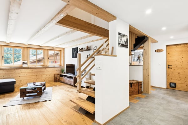 Authentique chalet de 4.5 pièces entièrement rénové 2
