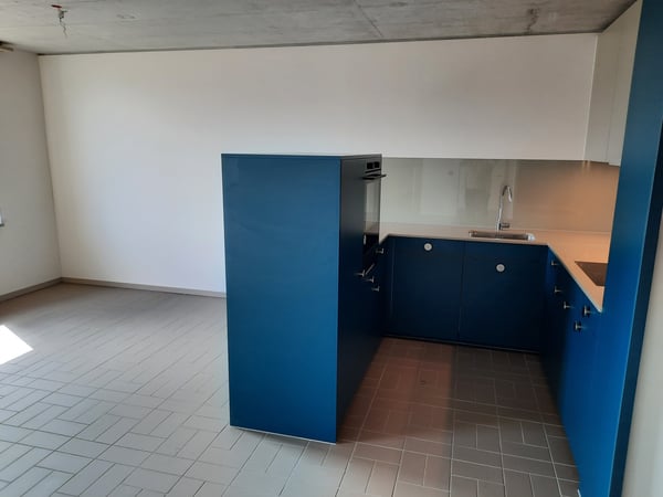 stilvolle 2.5-Zimmerwohnung im 13. OG mit Aussicht 5