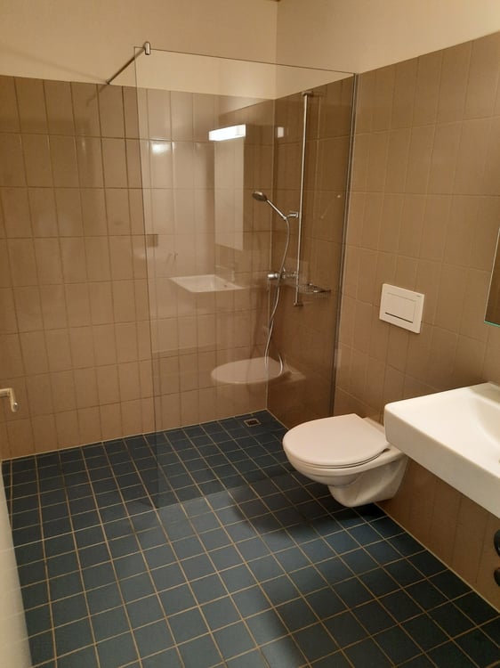 stilvolle 2.5-Zimmerwohnung im 13. OG mit Aussicht 7