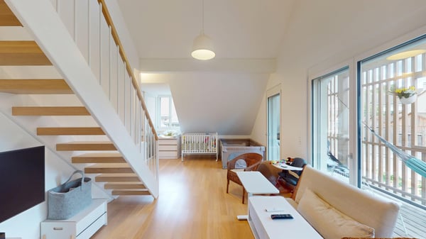 Helle 2.5-Zimmer-Wohnung mit Galerie in Rafz 8