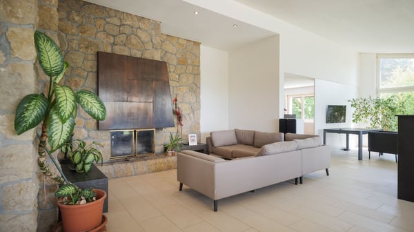 7.5-Zimmer-Villa mit unverbaubarem Alpenblick und Baulandparzelle 3