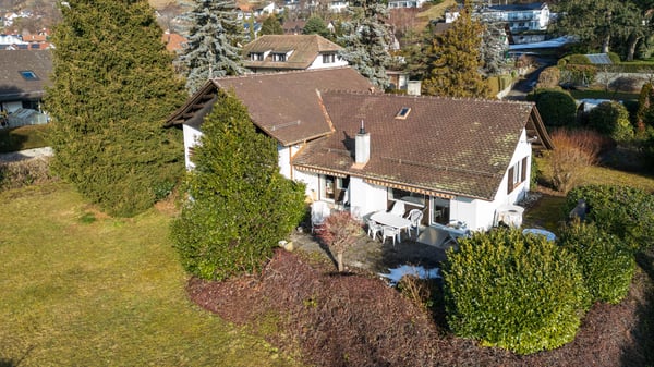 Maison de 5.5 pièces avec terrain et réserve de bâtir à Saint-Légier 3