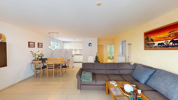 Repräsentative 3.5-Zimmer-Wohnung in Neudorf 3
