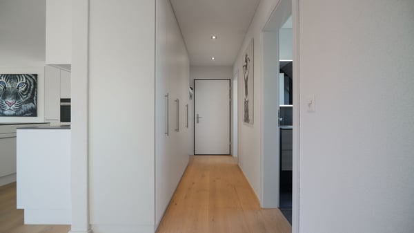 Edle 3.5-Zimmer-Dachwohnung in Hüniken 7