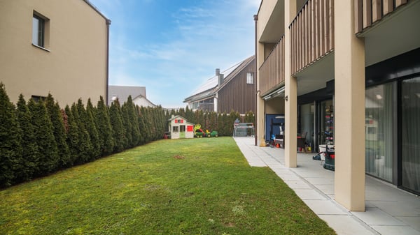 Wunderbare 4.5-Zimmer-Gartenwohnung in Stetten 8